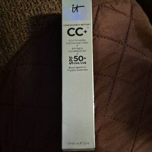 it cosmetics CC+ Color Correcting Full Coverage Cream SPF 50+ (Silver/White)